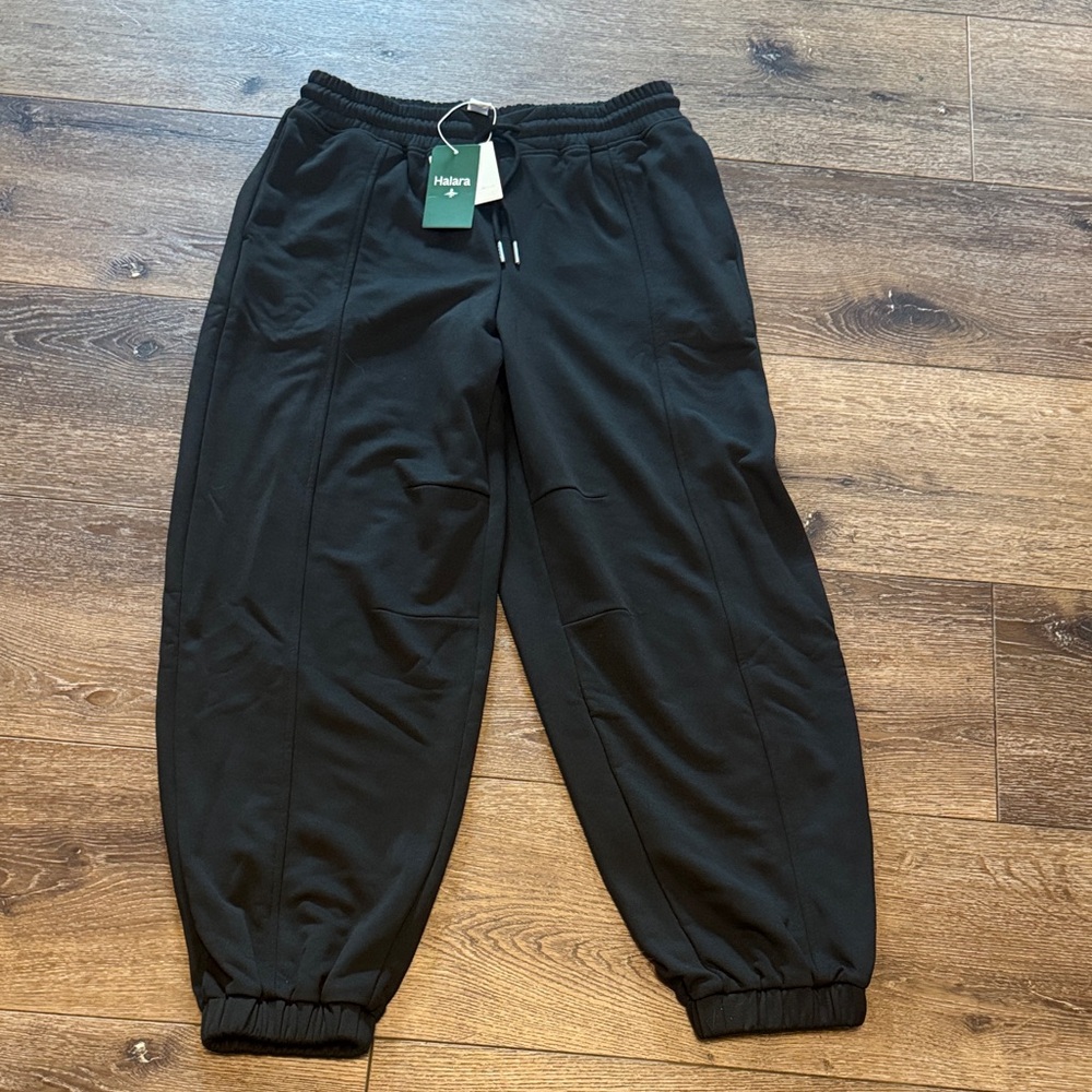 Halara black sweat pants medium NWT